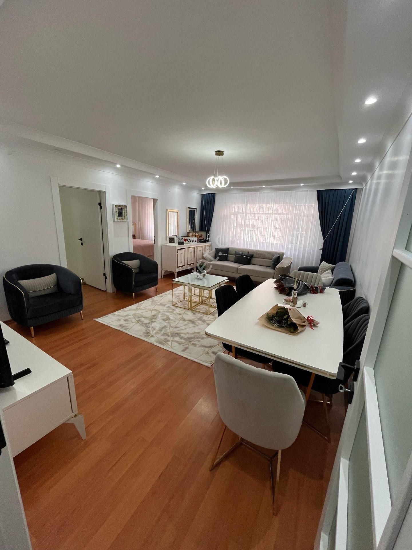 Abidinpaşa'da 110m2 3+1 Full Yapılı Balkonlu Isı Yalıtımlı Kombili Satılık Daire