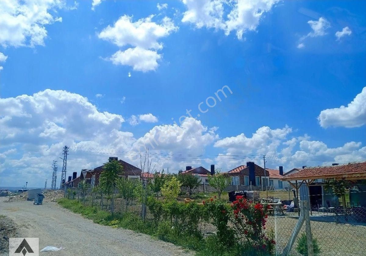 My Ekipdenankara Sincan Temelli Gazi De İmarlı İfrazlı Yerleşime Yakın Resmi Yola Cemüstakil Arsa - Görsel 14