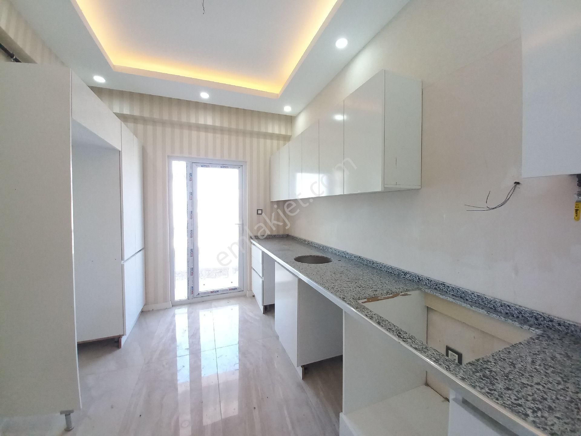 Kültür Emlaktan Narlıkuyu Badıllı'da Çok Uygun Fiyata 3 Odalı Arakat İçi Full Daire