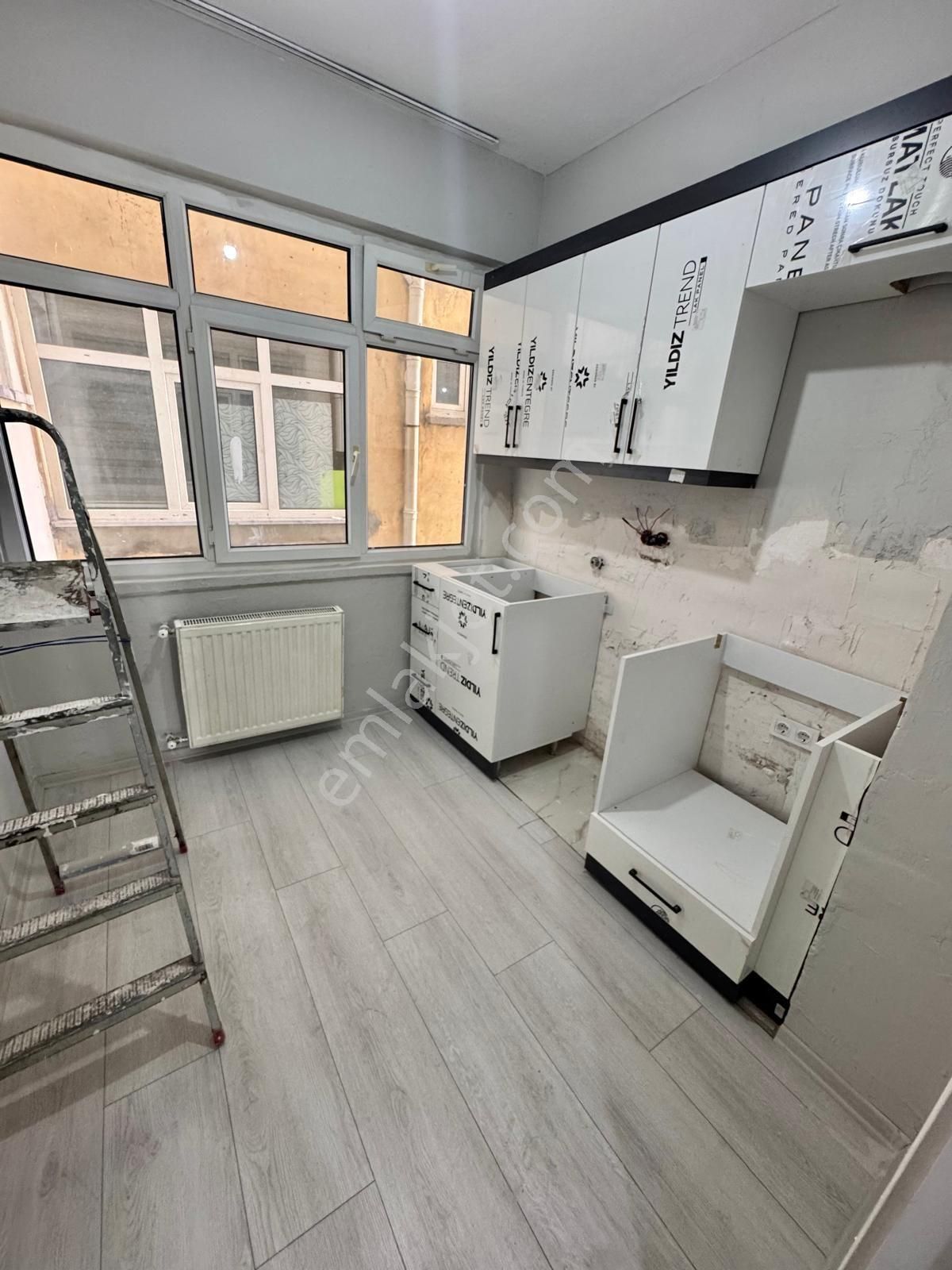 Evim-nur'dan Selahiye Mh. 2+1 2. Kat İçi Yapılı Dış Cepheli Fırsat Daire..