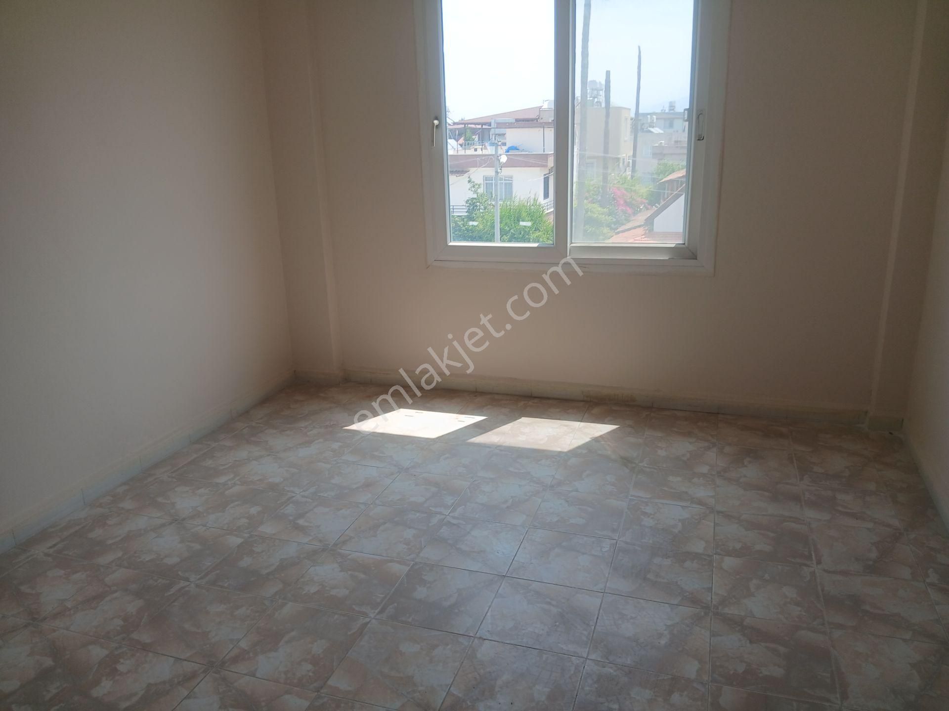 Arsuz Mıntıkası Uluçınar Mahallesinde Gözcüler Yolunda Ana Cadde Üzeri Komple Satılık Bina - Görsel 9