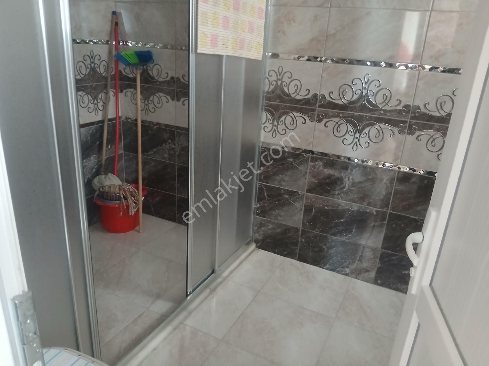 Arsuz Mıntıkası Uluçınar Mahallesinde Gözcüler Yolunda Ana Cadde Üzeri Komple Satılık Bina - Görsel 13