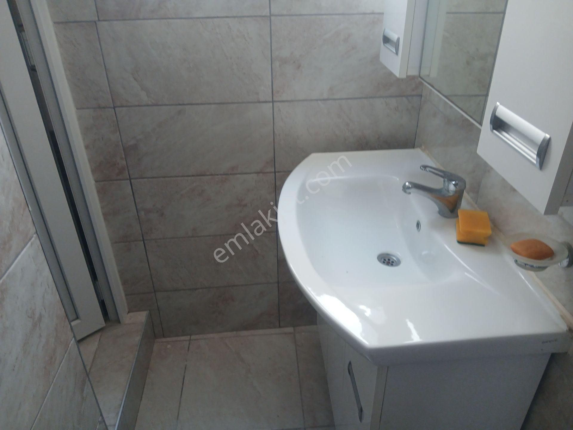 Arsuz Mıntıkası Uluçınar Mahallesinde Gözcüler Yolunda Ana Cadde Üzeri Komple Satılık Bina - Görsel 20