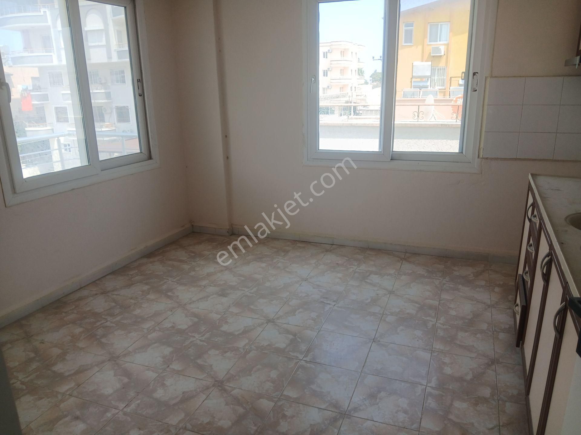 Arsuz Mıntıkası Uluçınar Mahallesinde Gözcüler Yolunda Ana Cadde Üzeri Komple Satılık Bina - Görsel 18