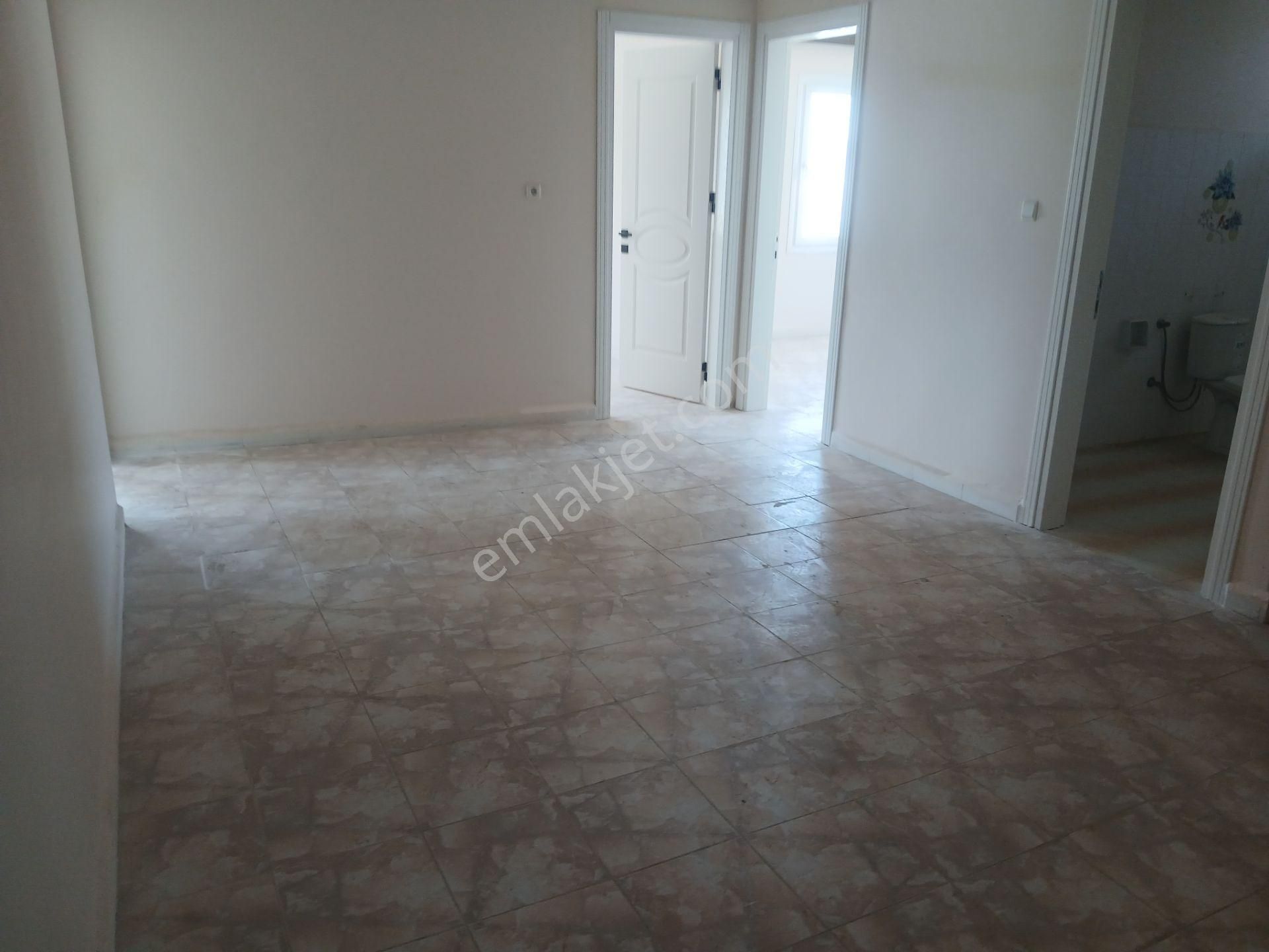 Arsuz Mıntıkası Uluçınar Mahallesinde Gözcüler Yolunda Ana Cadde Üzeri Komple Satılık Bina - Görsel 17