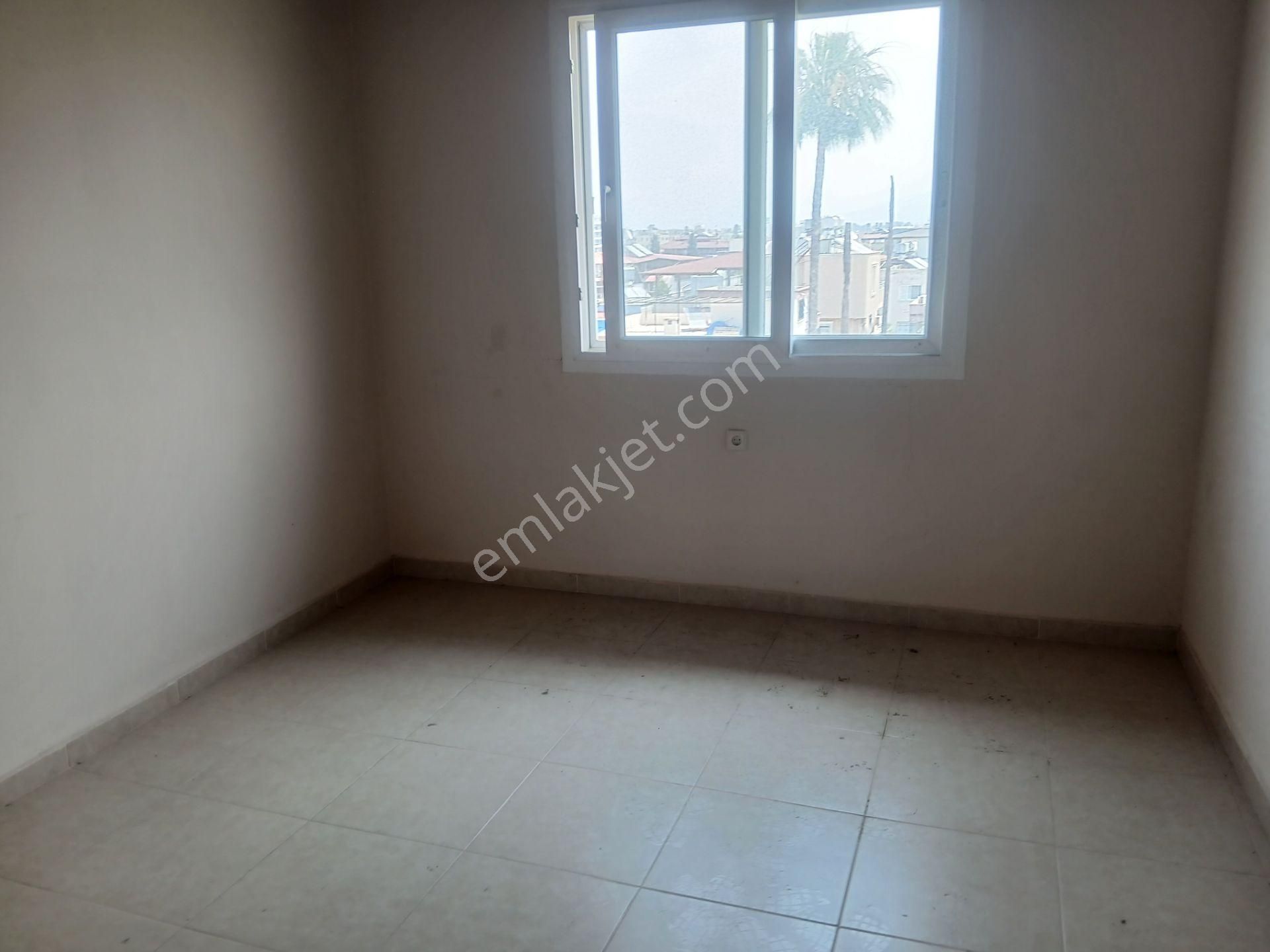 Arsuz Mıntıkası Uluçınar Mahallesinde Gözcüler Yolunda Ana Cadde Üzeri Komple Satılık Bina - Görsel 12