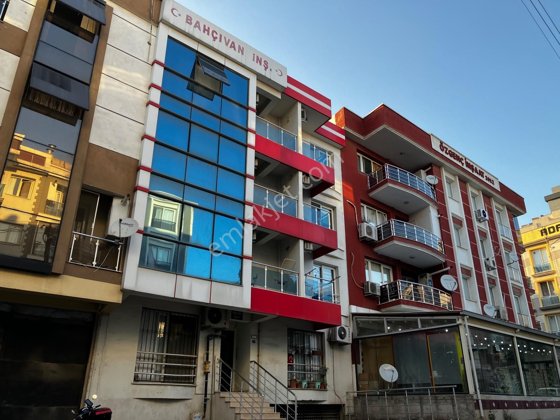 Buca - Dokuz Eylül Üniversitesi Yakını Yatırımlık 2+0 Daire