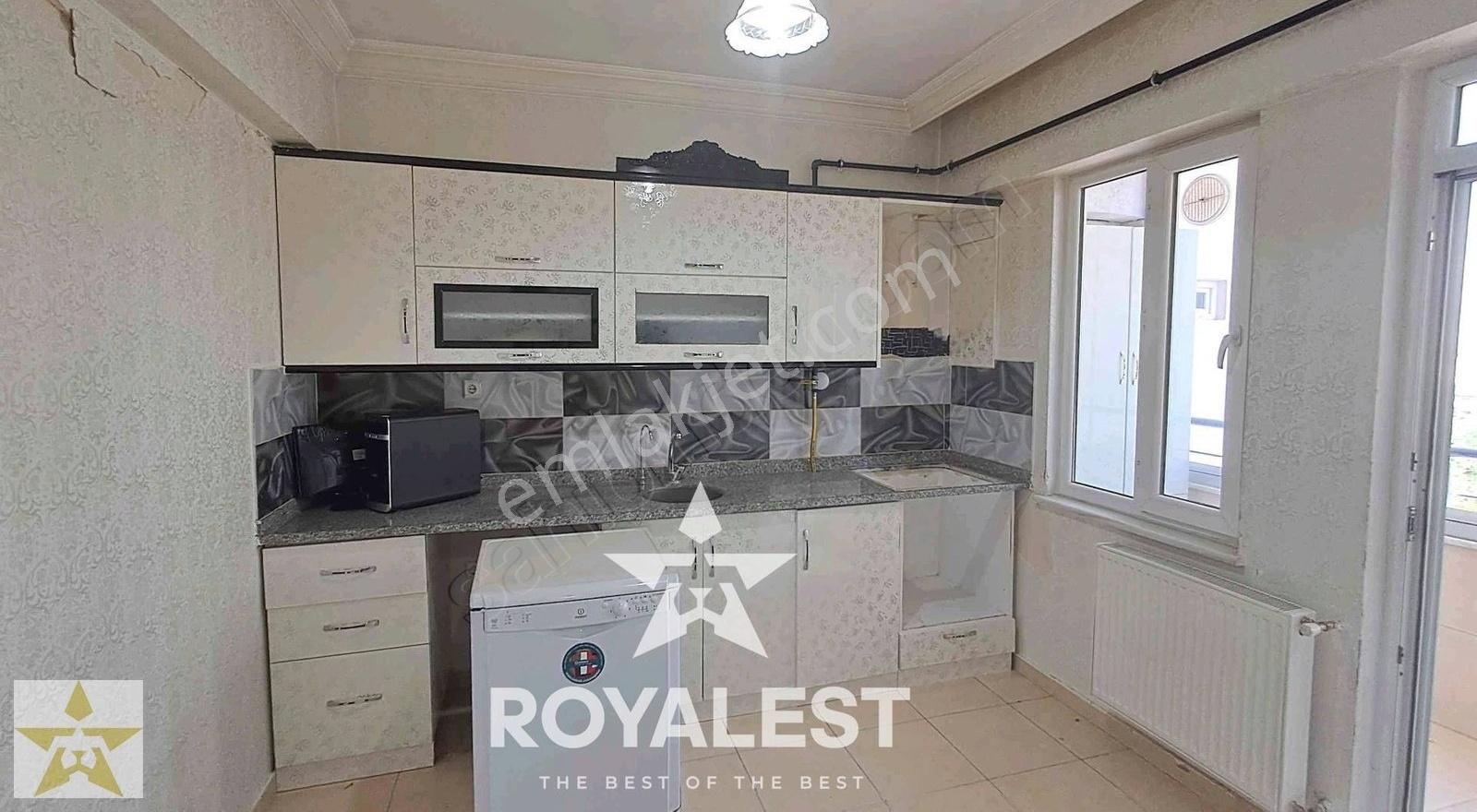 Royalest'ten Seyrantepe'nin Merkezi Konumunda Fırsat Daire