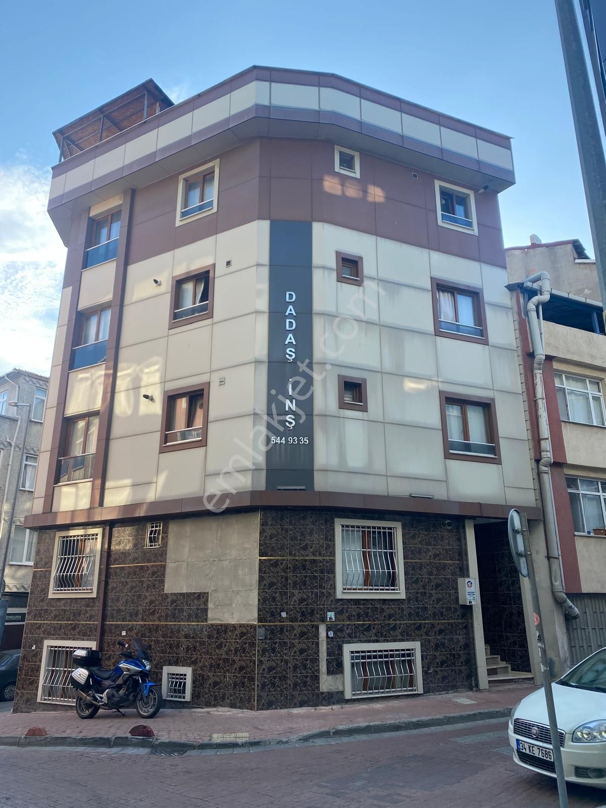 Bayrampaşa İsmetpaşa 3+1 Dubleks 100 M2 Kat Mülkiyetli Alt Kat 60 M2 Üst Kat 40 M2