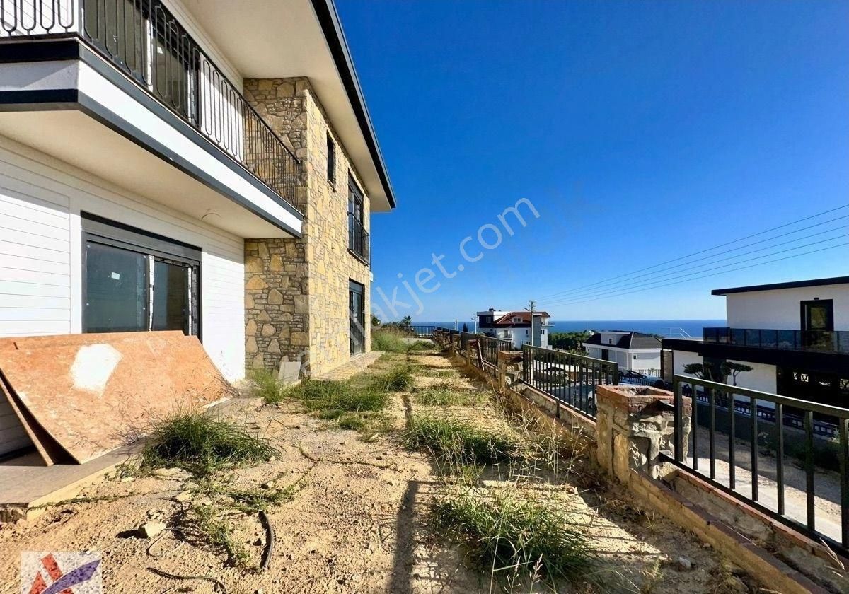 İncekum’da Full Deniz Manzaralı Acil Satılık Müstakil Taş Villa - Görsel 3