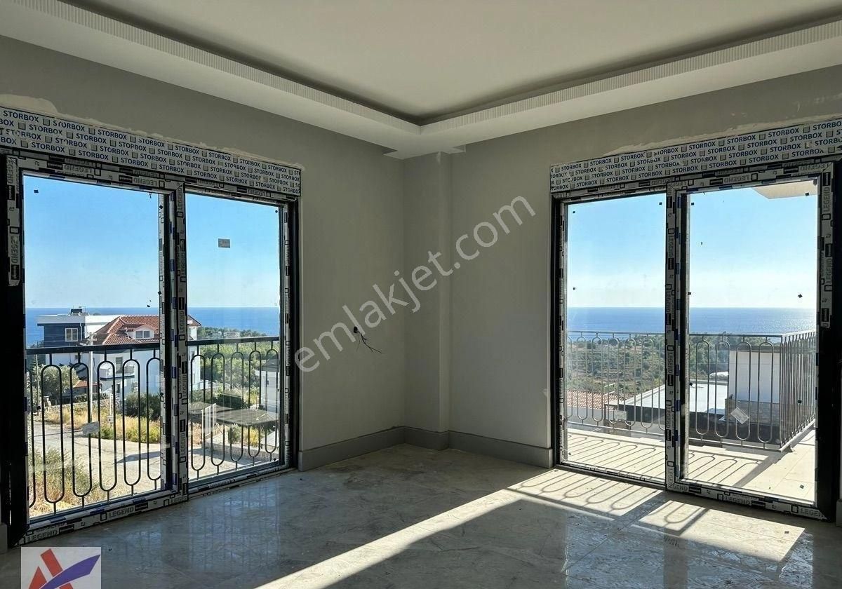 İncekum’da Full Deniz Manzaralı Acil Satılık Müstakil Taş Villa - Görsel 21