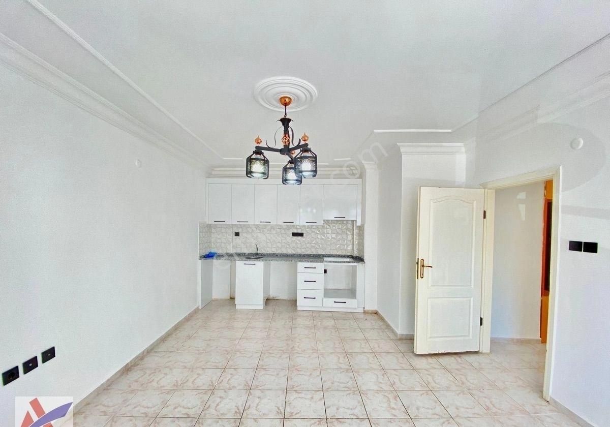 Barbaros Cad. Denize 150m 2+1 Daire - Görsel 3