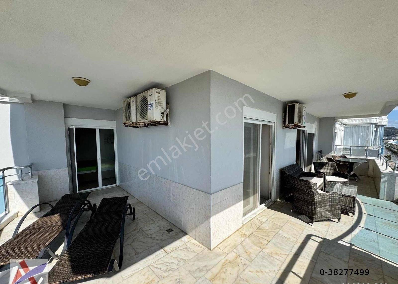 Denize Sıfır Deniz Kale Manzaralı 2+1 Daire - Görsel 25