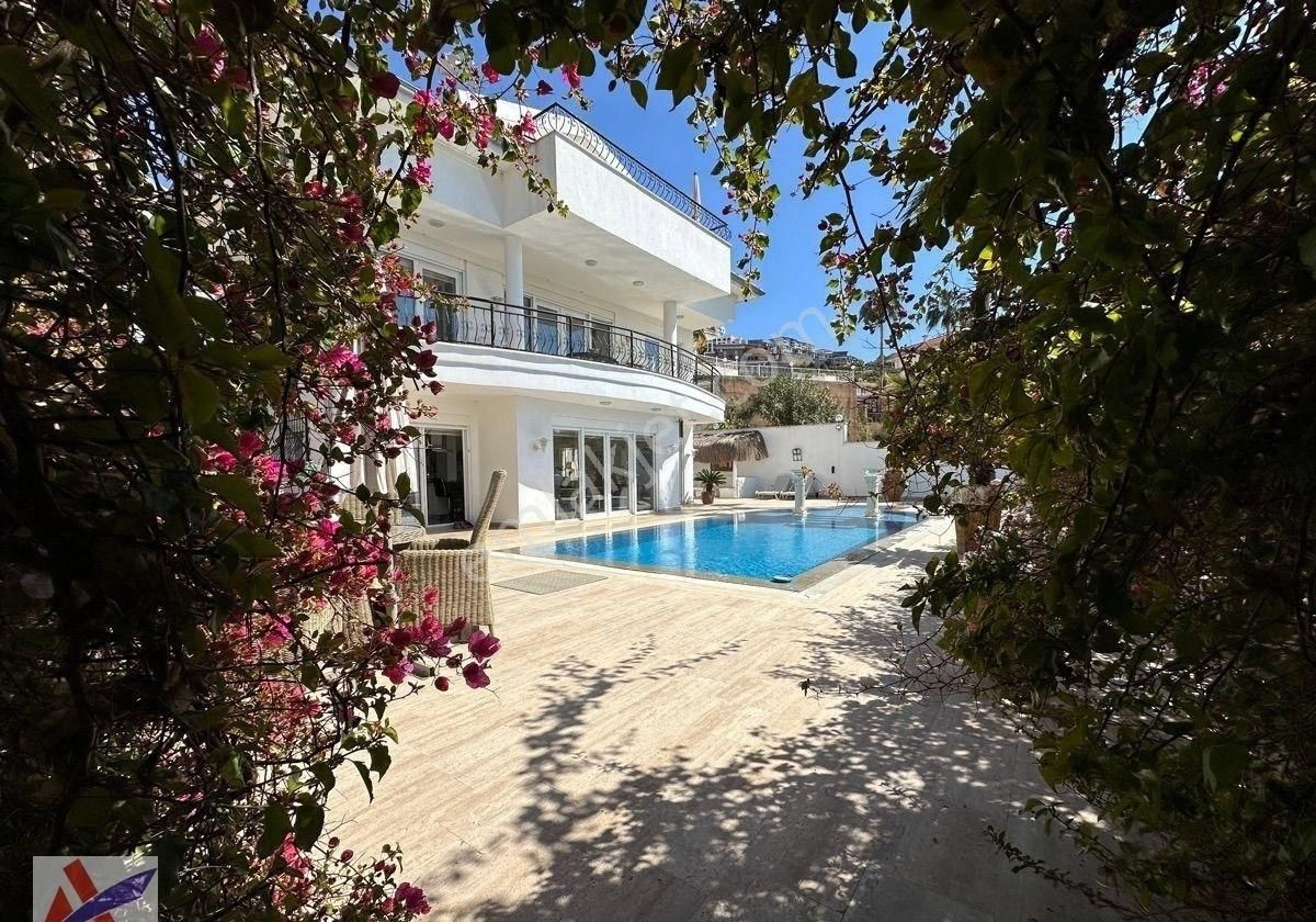 Kargıcak’da Acil Satılık Deniz Manzaralı Geniş Müstakil Villa - Görsel 7