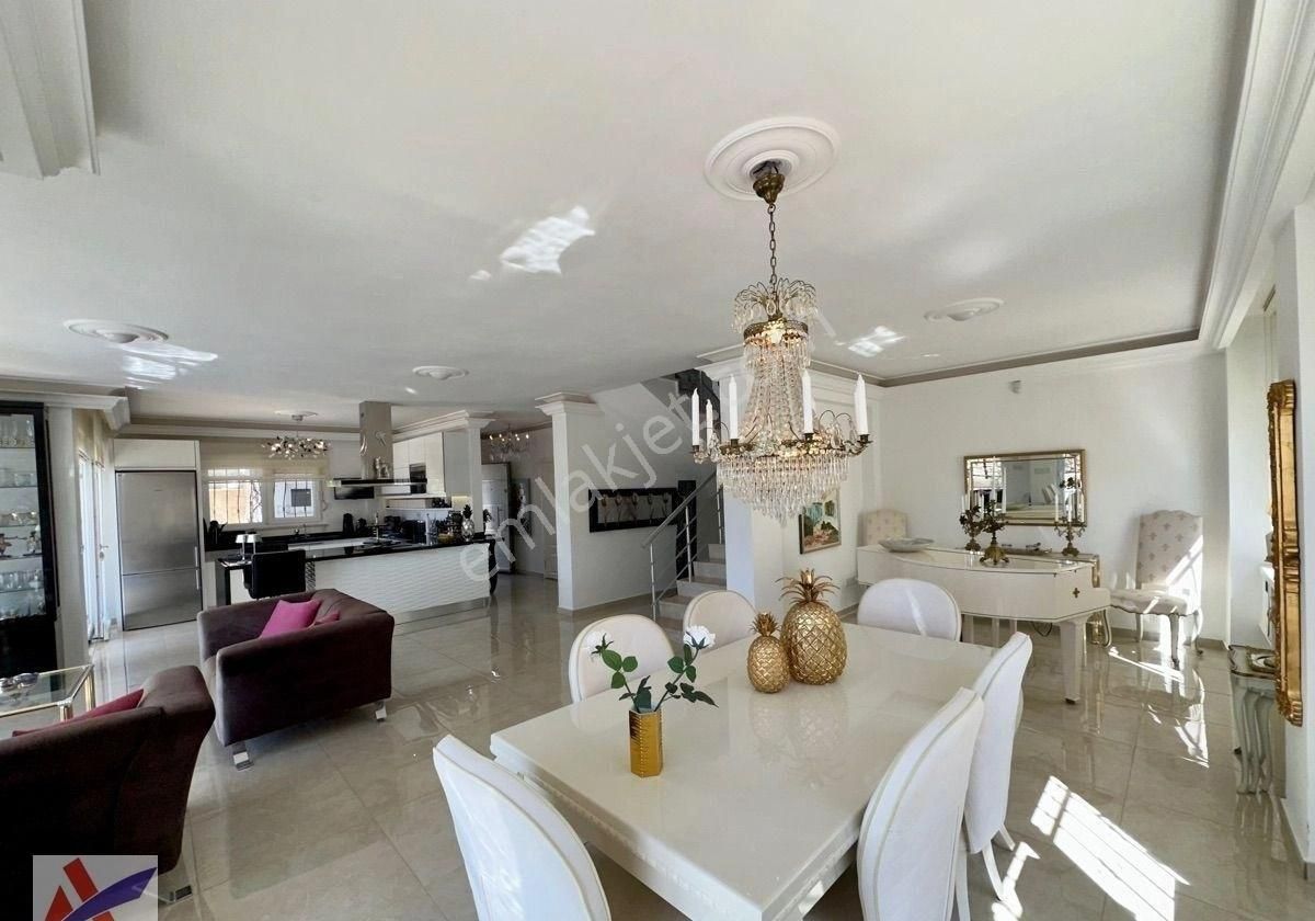 Kargıcak’da Acil Satılık Deniz Manzaralı Geniş Müstakil Villa - Görsel 22