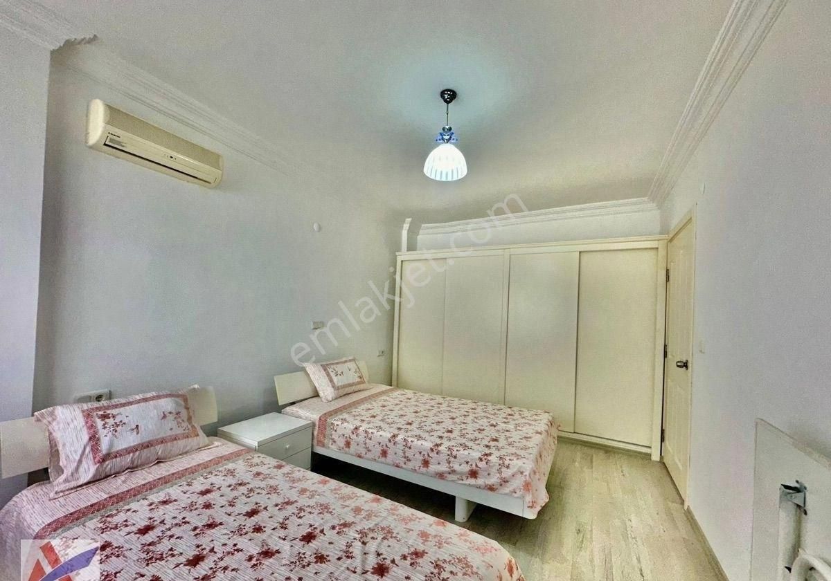 Mahmutlar’da Full Deniz Kale Manzaralı Müstakil Vılla - Görsel 23