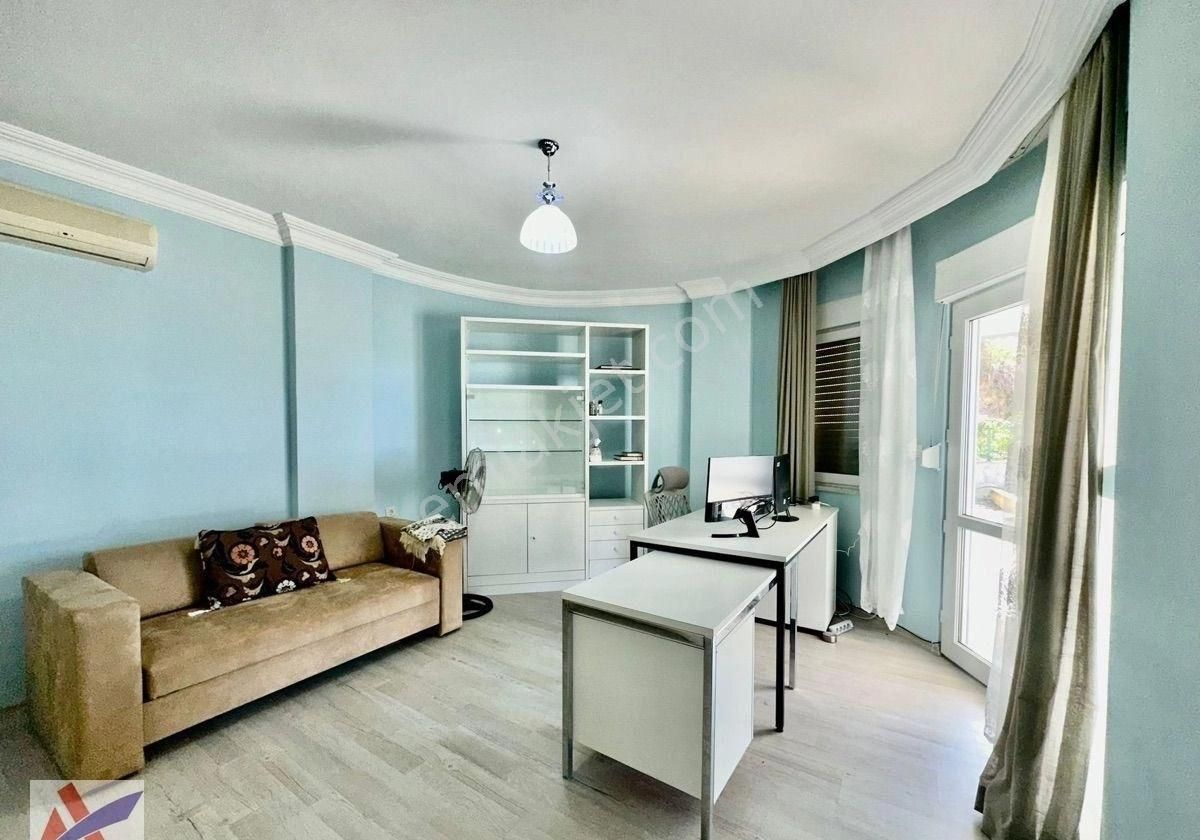 Mahmutlar’da Full Deniz Kale Manzaralı Müstakil Vılla - Görsel 18