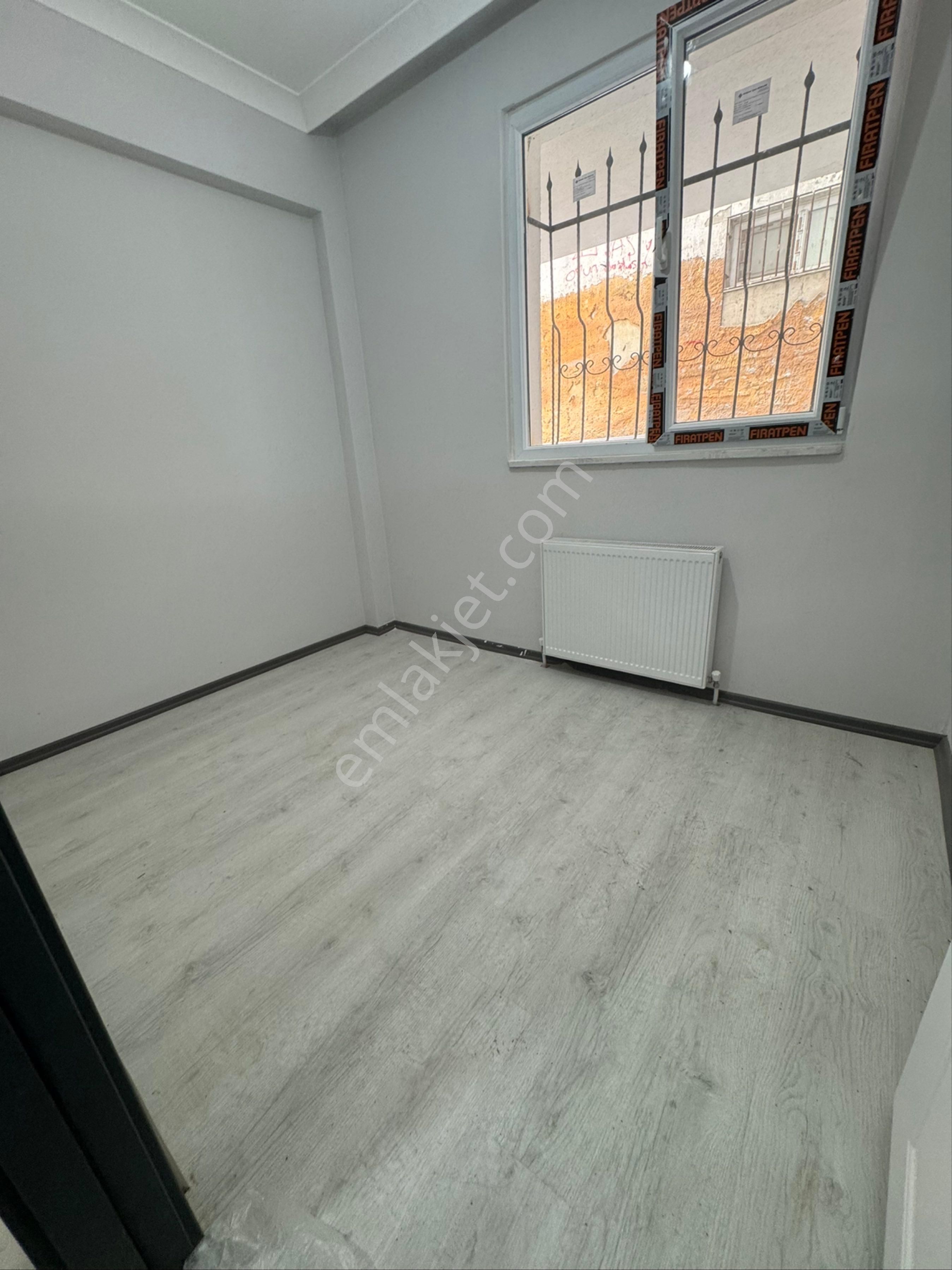 Yenikent Mahallesinde 3+1 Bahçeli Bahçe Katı