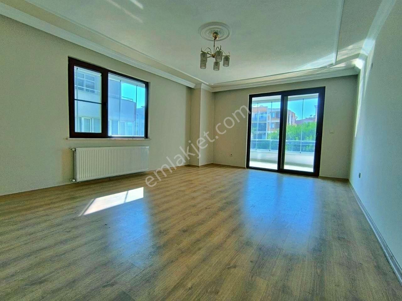 Uytundan Edremit'te Muhteşem Lokasyonda Satılık 3+1 Daire