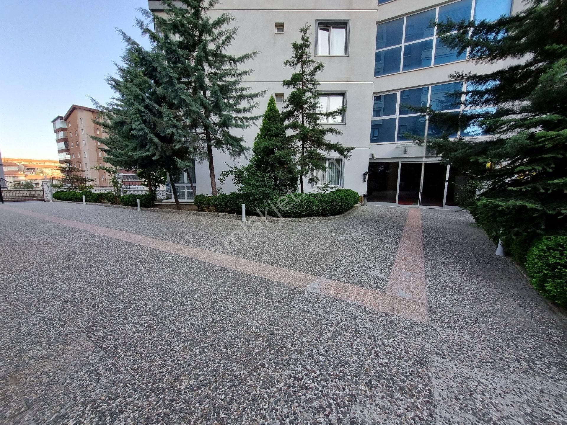 Pamuklar Vadisi'nde Site İçinde Vadi Cephe 7.kat 3+1 Ultralüks - Görsel 3