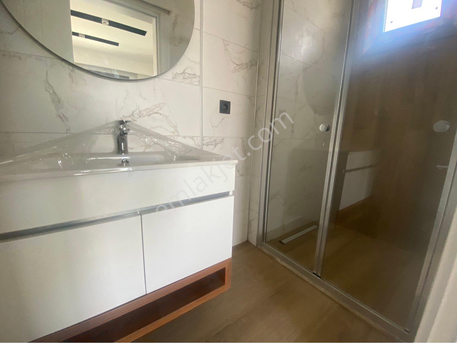 Denize Yakın Özel Havuzlu Müstakil Sıfır Villa - Görsel 18