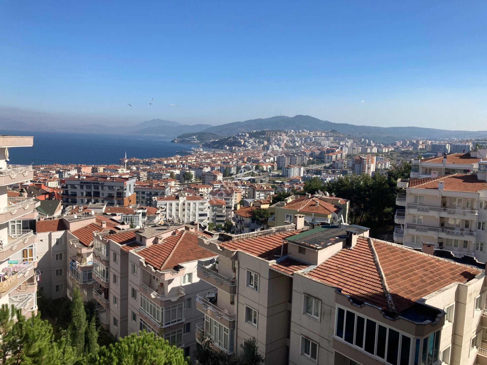 Full Deniz Manzaralı Güzelyalı Yeni Mahallede Satılık 3+1 Bakımlı Daire