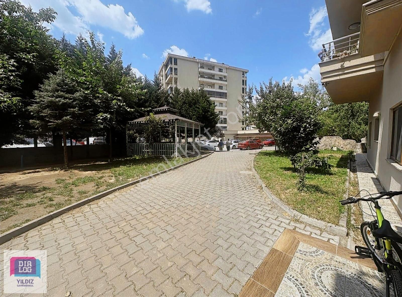 Dialog Yıldız / Millet Mh. Sedir Park 1 Sitesi Satılık 3+1 Daire