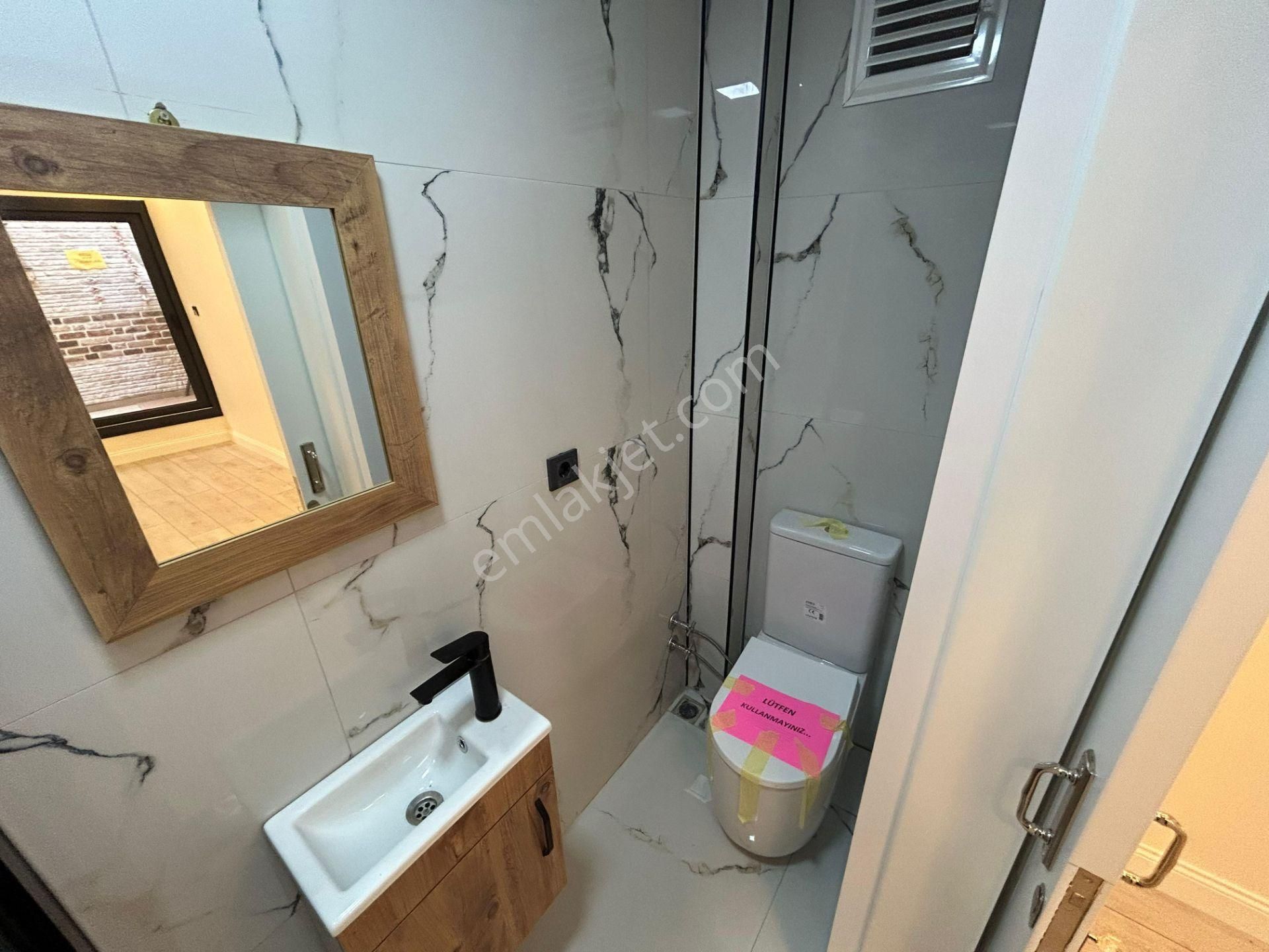 Poligon Metro Yakını 3+1 Tadilatlı Ebeveyn Banyolu Bahçeli Daire - Görsel 21