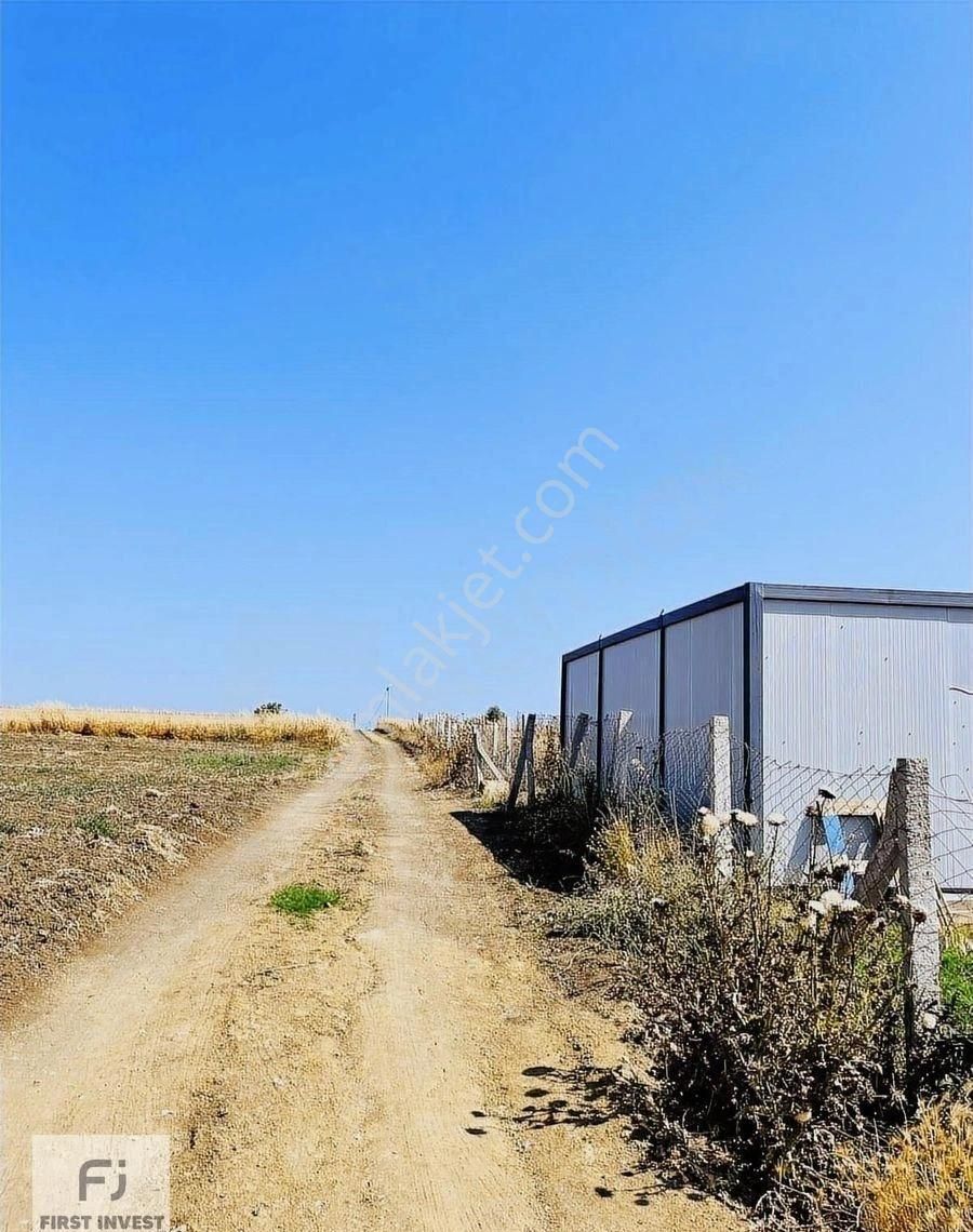 Silivri Gazitepe Mah'de Satılık 1271 M² Etrafı Çevrili Tarla - Görsel 9