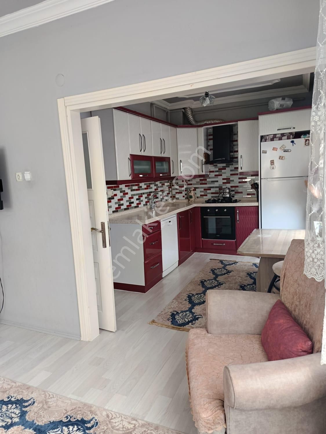 A.y.s.gayrimenkul Dan Satılık Acil Daire 2+1