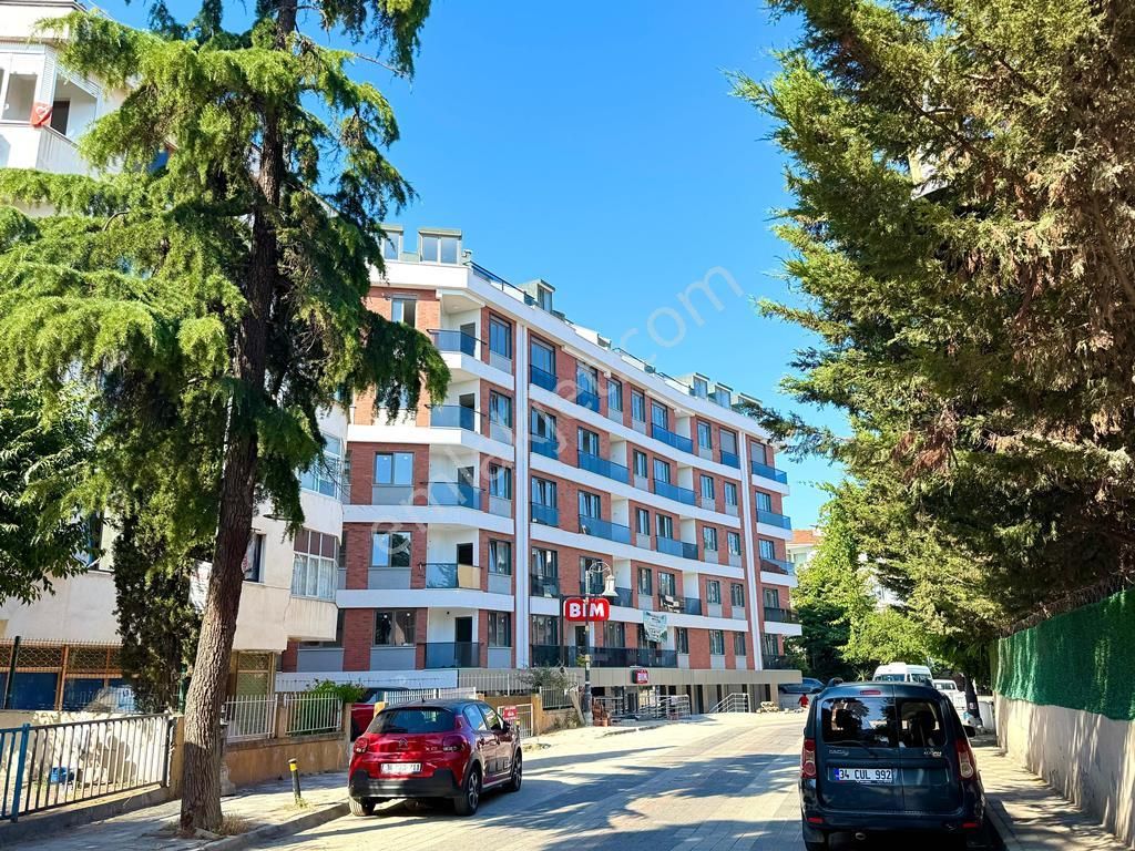 Kaçmaz'dan Ön Cephe Balkonlu Oturuma Hazır 2+1
