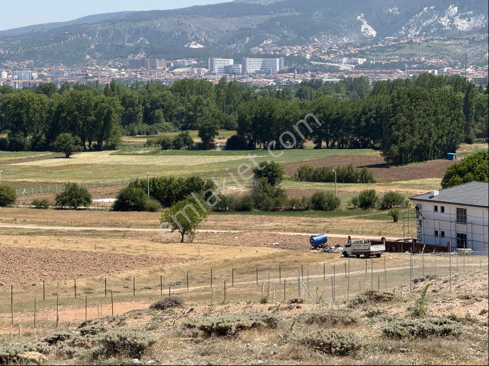 Parmakören Mahallesi’nde Eşsiz Villa İmarlı Arsa!
