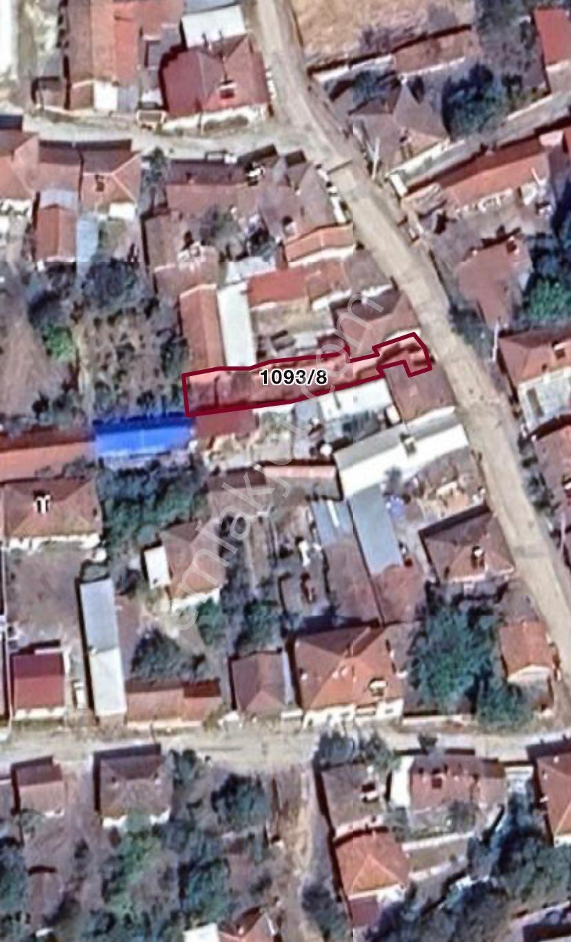 Rw Lıfe // Bursa Yenişehir Barcın Köyünde 228 M2 Satılık Arsa