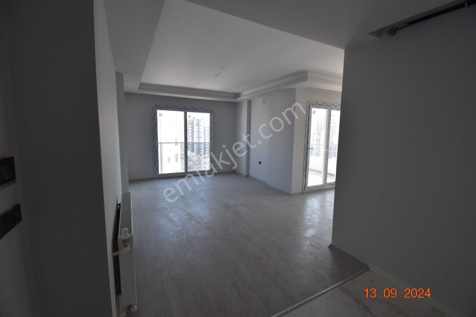 Bölgenin En Değerli Caddesi Üzerinde 3+1 Satılık Daire