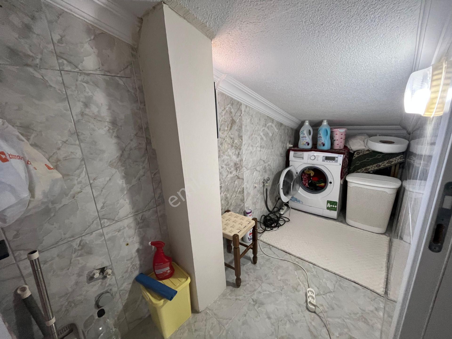 Ata Gayrimenkul'den Kış Bahçeli Havuzlu 3+1 Satılık Lüks Villa - Görsel 16