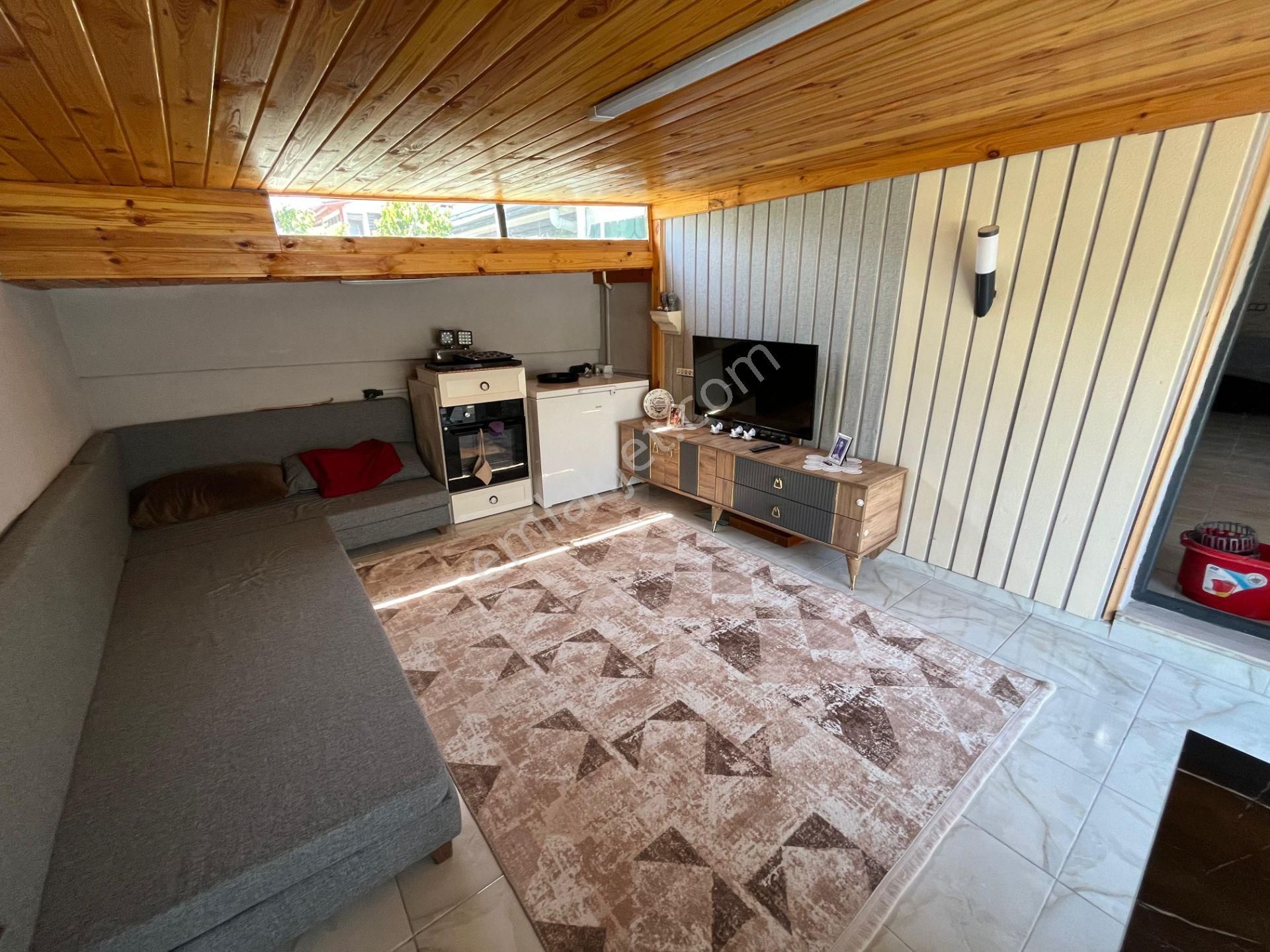 Ata Gayrimenkul'den Kış Bahçeli Havuzlu 3+1 Satılık Lüks Villa - Görsel 27