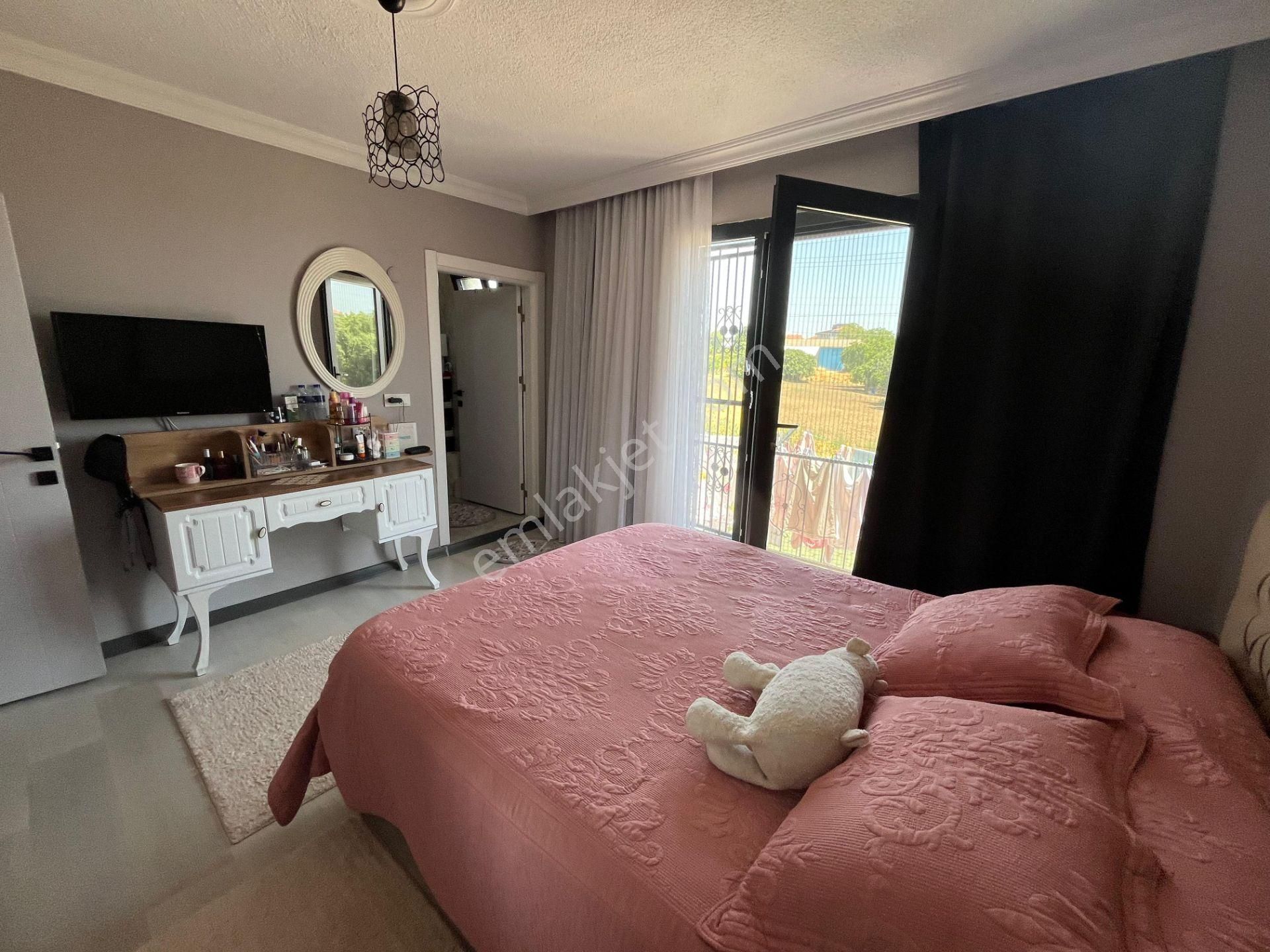 Ata Gayrimenkul'den Kış Bahçeli Havuzlu 3+1 Satılık Lüks Villa - Görsel 20