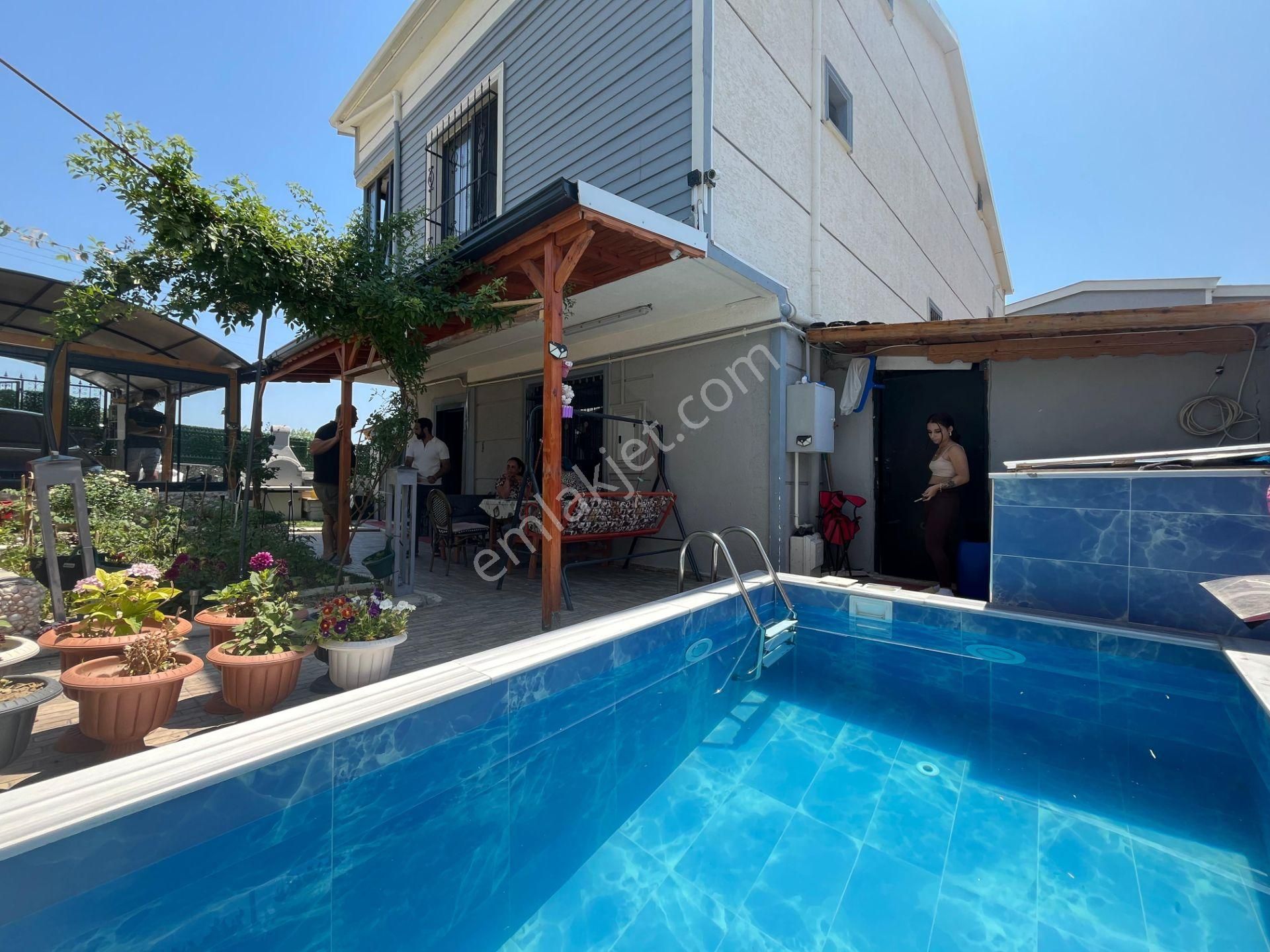 Ata Gayrimenkul'den Kış Bahçeli Havuzlu 3+1 Satılık Lüks Villa - Görsel 11