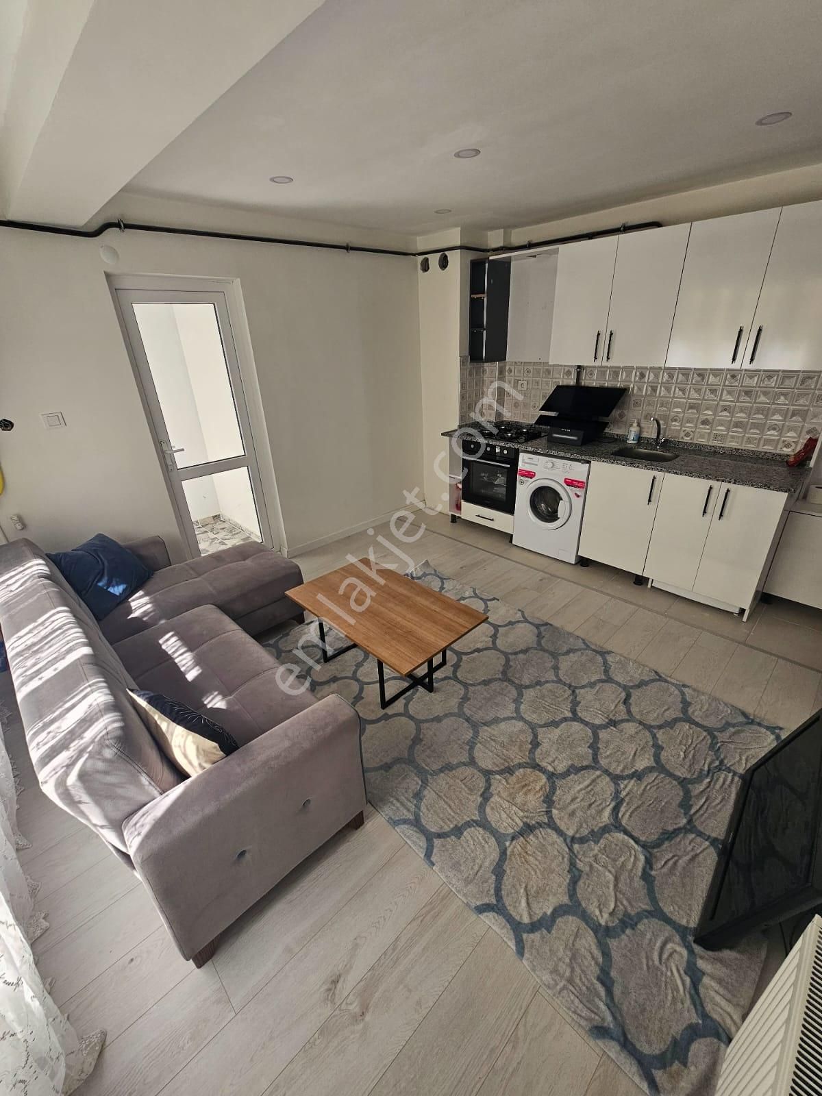 Yıldız Emlak'tan Mevlana'da Full Eşyalı 1+1 Sıfır Kiralık Daire!