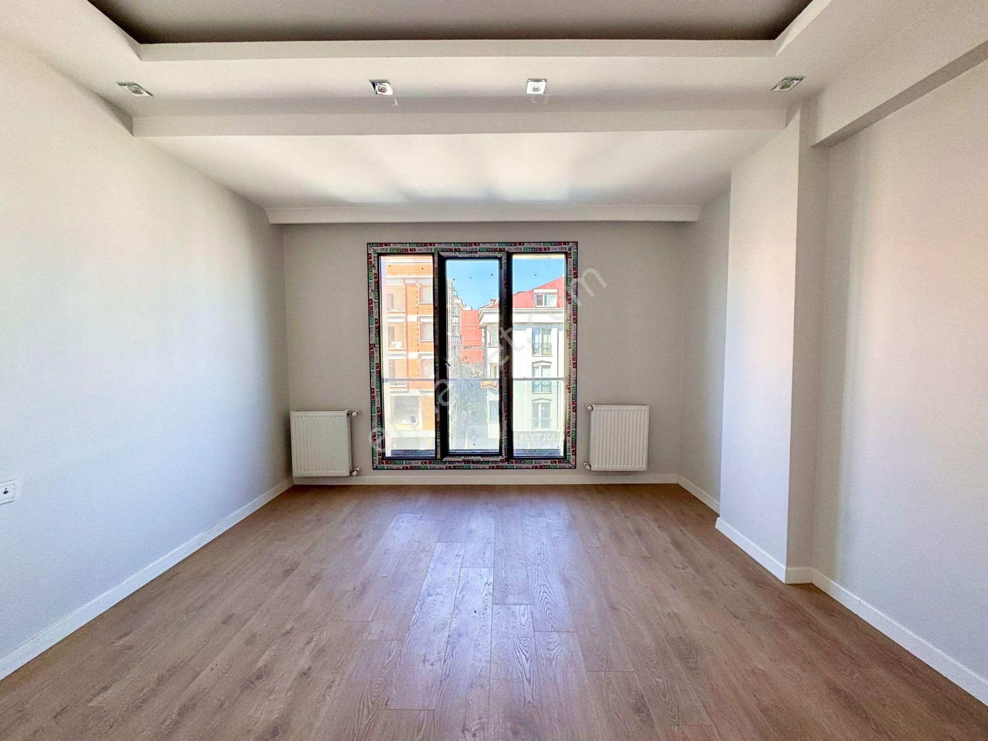 Goldhouse Dan Satılık Akçaburgaz Mahallesin De Dubleks Daire