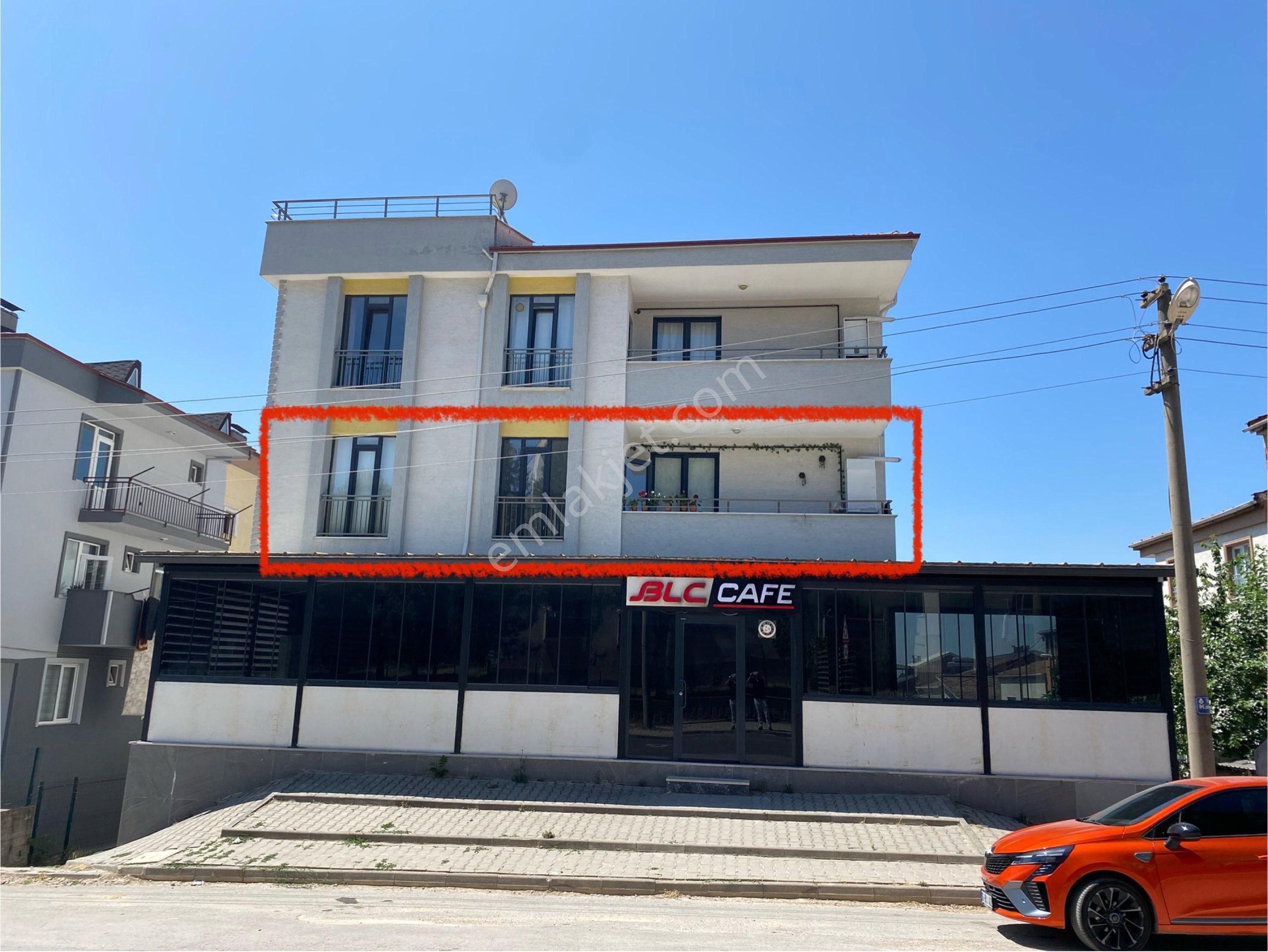 Roma ‘dan Yeni Mh ‘de Satılık Daire