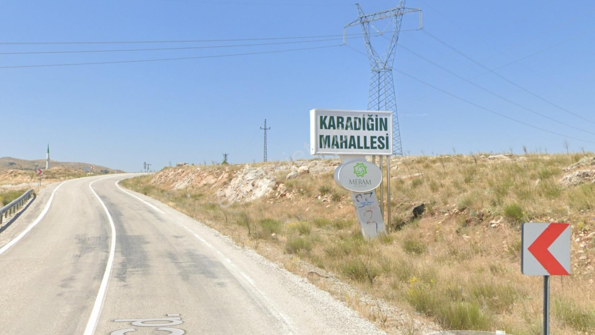 Meram Karadiğin'de 700 M² Müstakil Sulak Tarla Acil Satılık