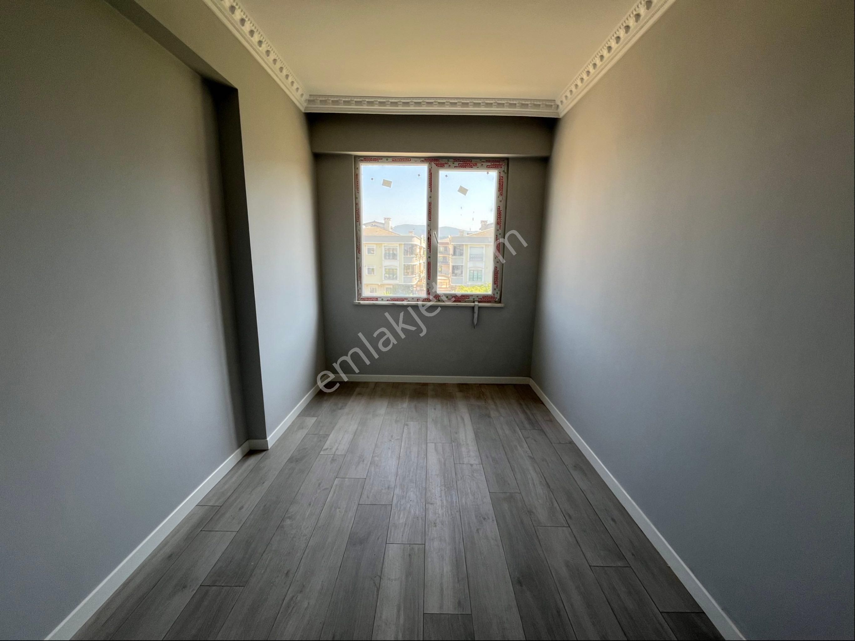 Yalova Merkez Adnan Menderes Mh 3+1 Arakat Satılık - Görsel 9