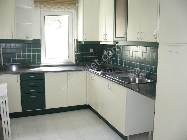 İstinye Boğaziçi Sitesi 3+1 Çatı Dubleks Kombili Daire