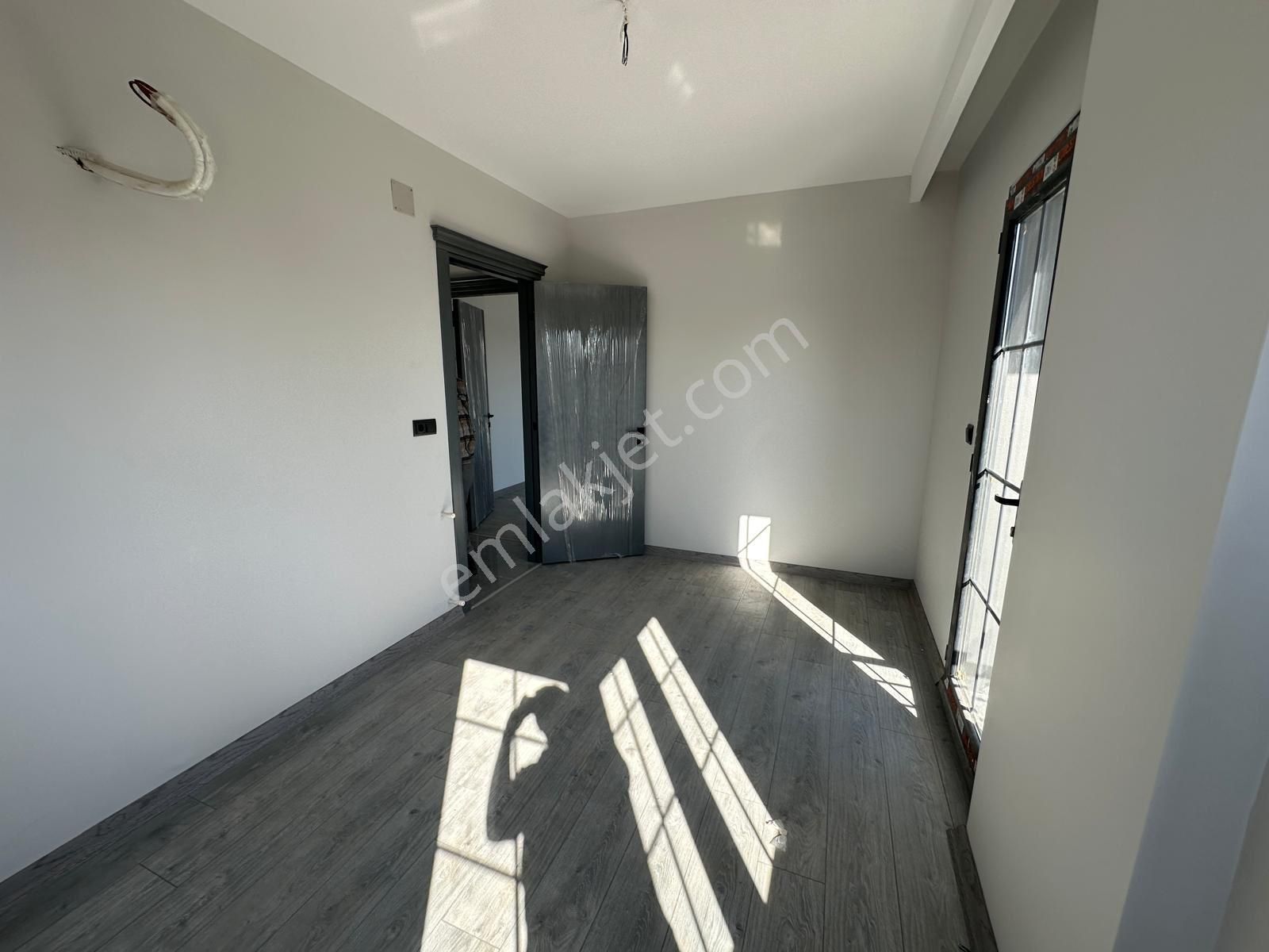 Erdem Emlak’tan Çınarlının Kalbinde Satılık Villa 2 Aya Teslim - Görsel 13