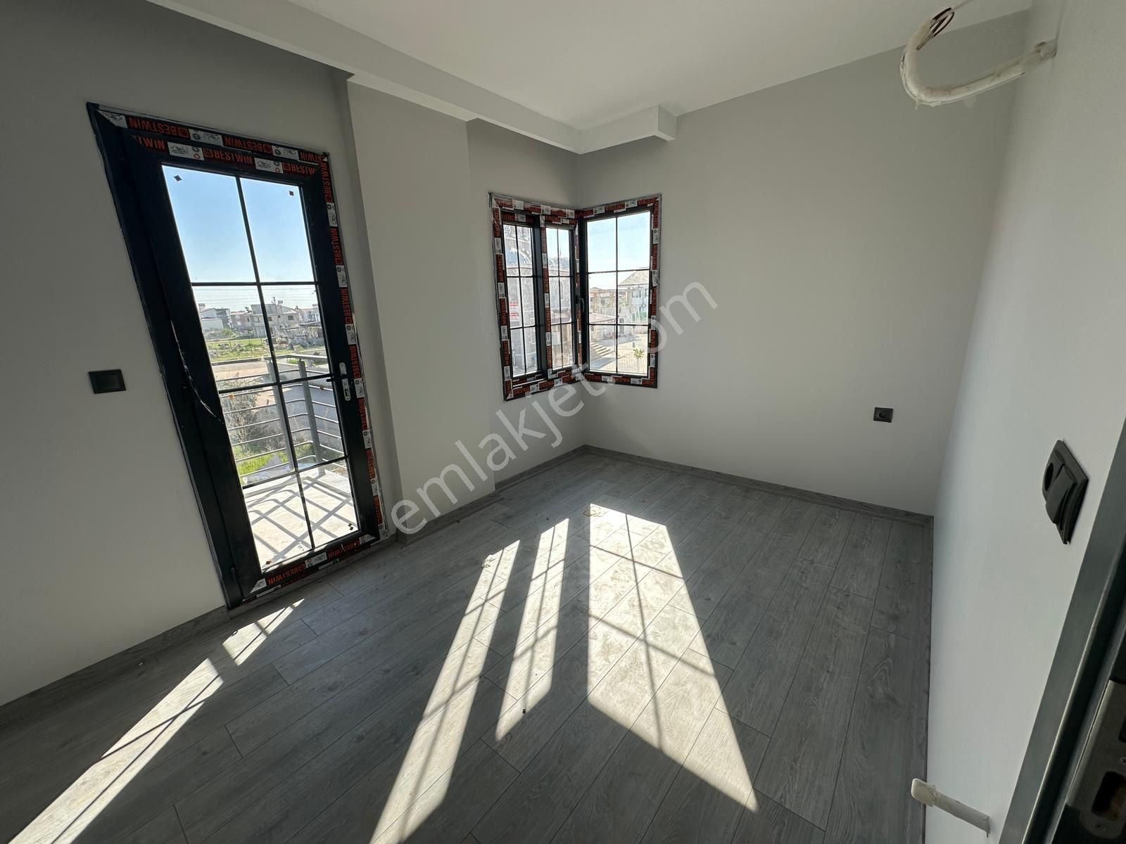 Erdem Emlak’tan Çınarlının Kalbinde Satılık Villa 2 Aya Teslim - Görsel 18