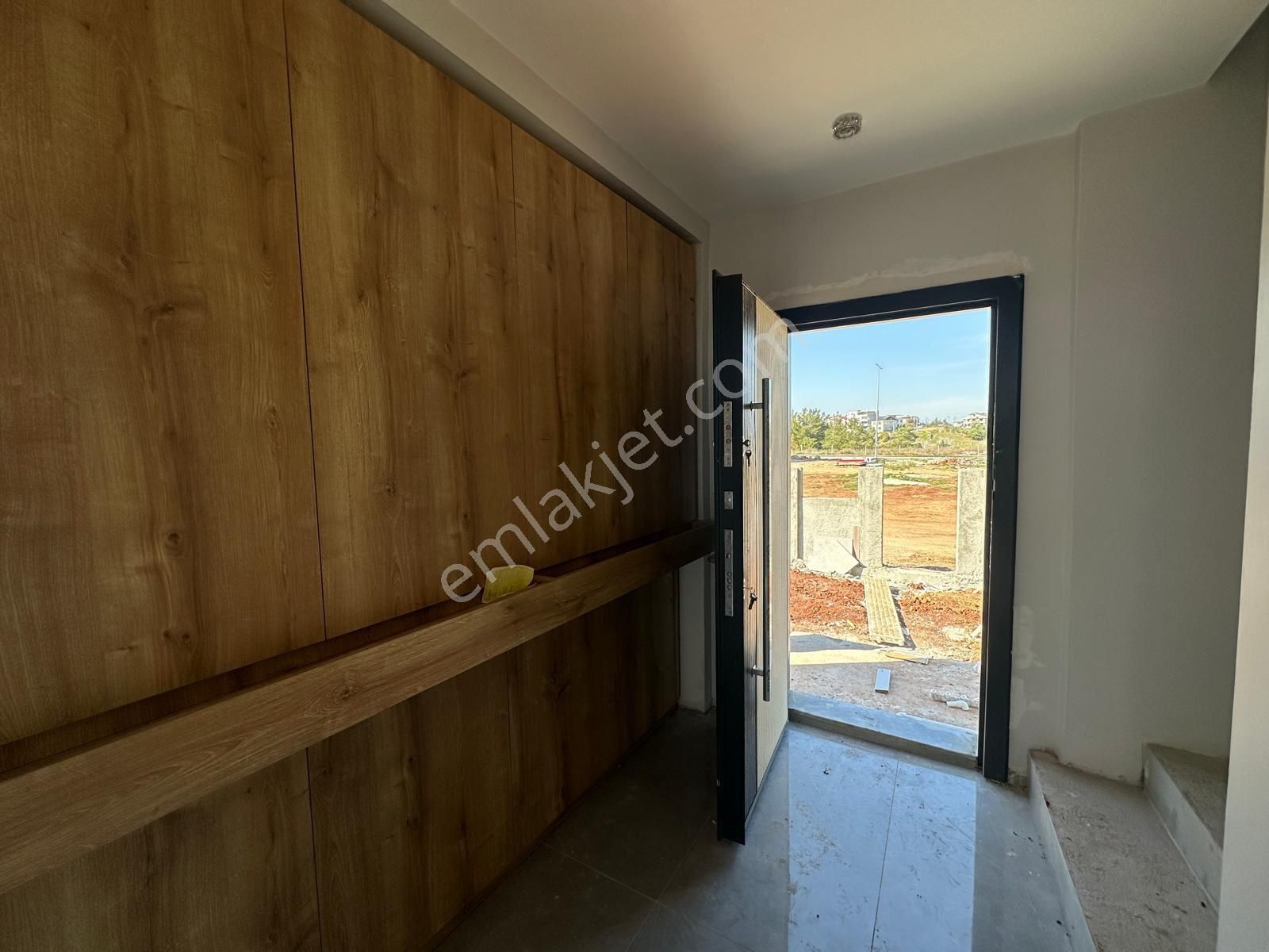 Erdem Emlak’tan Çınarlının Kalbinde Satılık Villa 2 Aya Teslim - Görsel 3