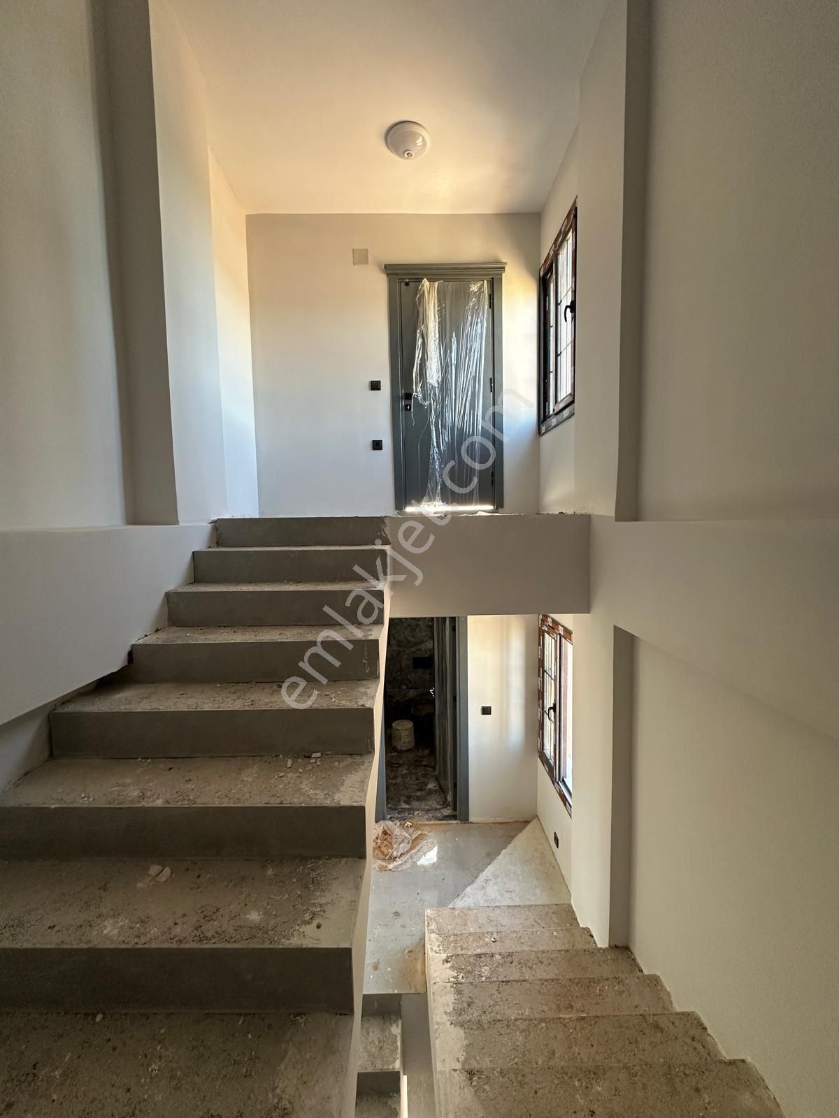 Erdem Emlak’tan Çınarlının Kalbinde Satılık Villa 2 Aya Teslim - Görsel 28