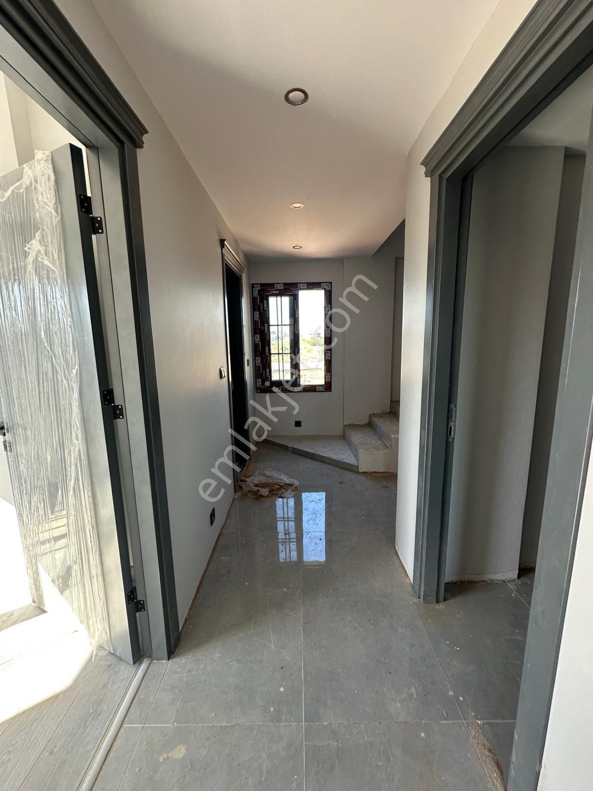 Erdem Emlak’tan Çınarlının Kalbinde Satılık Villa 2 Aya Teslim - Görsel 12