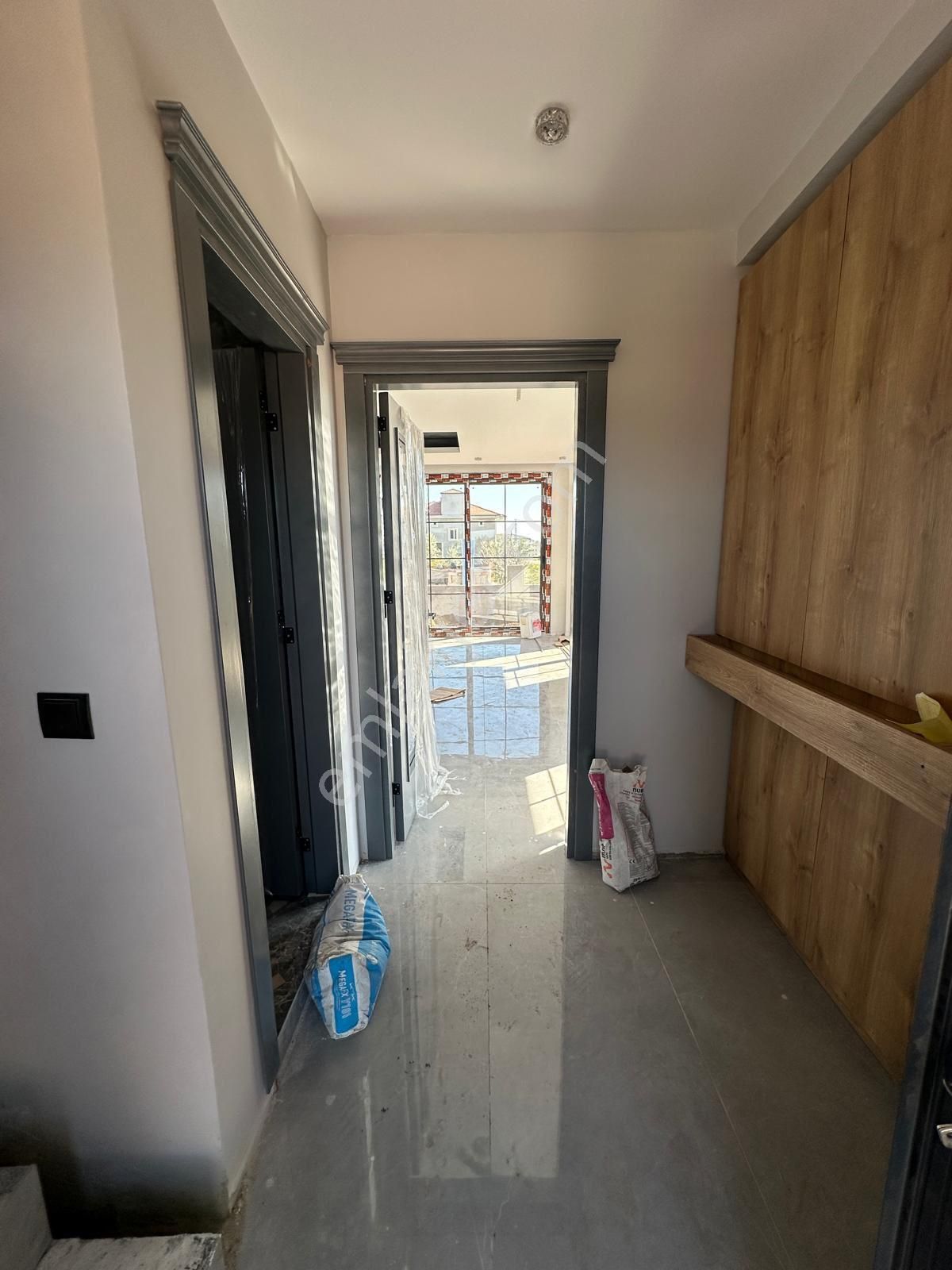 Erdem Emlak’tan Çınarlının Kalbinde Satılık Villa 2 Aya Teslim - Görsel 14